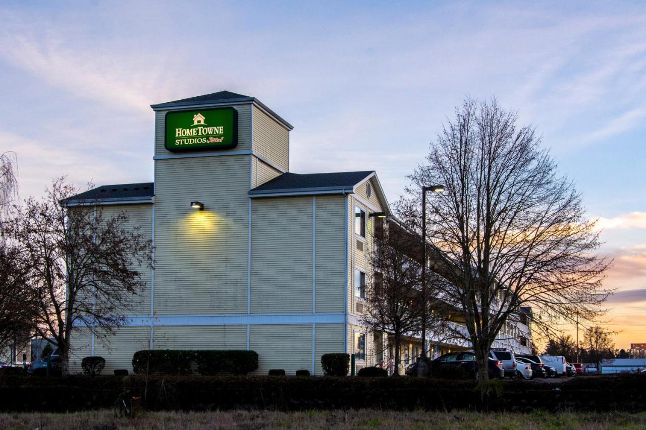 Hometowne Studios By Red Roof Salem, Or Exterior photo