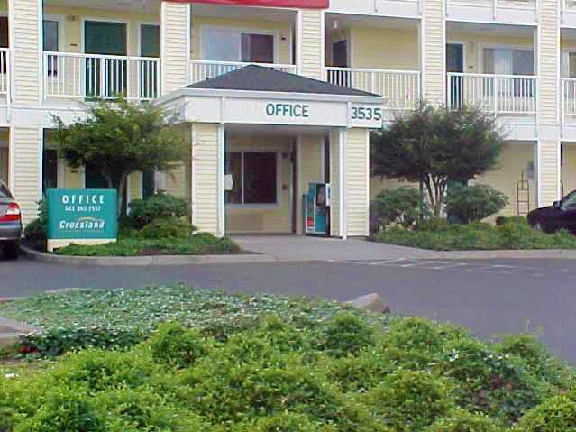 Hometowne Studios By Red Roof Salem, Or Exterior photo